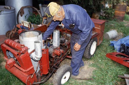 Wetz and Steam Garden Tractor